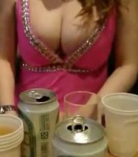 包房选妃,酒店开房群P混插盛宴